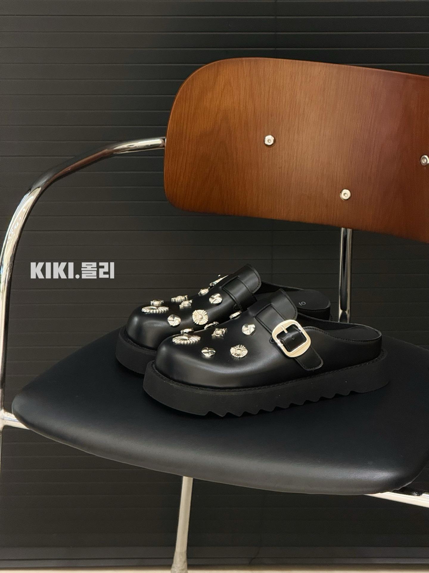 

MONA same shoes 2025 new retro bag head half slippers women s outer wear rivets casual leather platform muller shoes 39 чорний