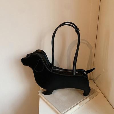 Three-dimensional Dachshund Shoulder Bag PU Leather Retro Handbag Design Underarm Bag For Women Trend Commut Bag