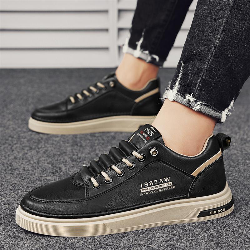 Fashion New Mens Board Shoes True Super Soft Breathable Leather Shoes for Men Thick Soled Luxury Sneakers Men Zapatos De Hombre