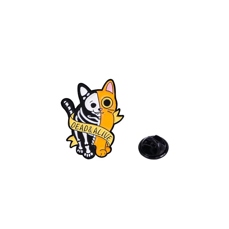 Cartoon Kitten Metal Brooch - Cute Black Cat with Gun