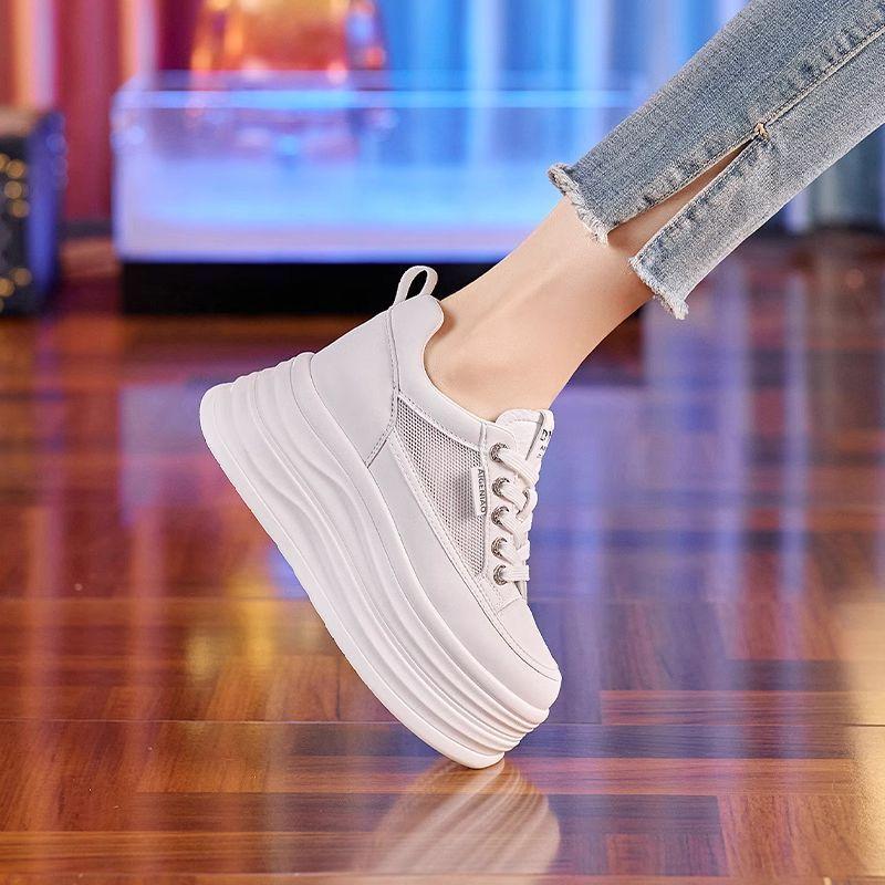 Lightweight Women's Spring New Mesh Breathable White Board Shoes, Short Le Thick Sole Inner Height-increasing Women's Shoes
