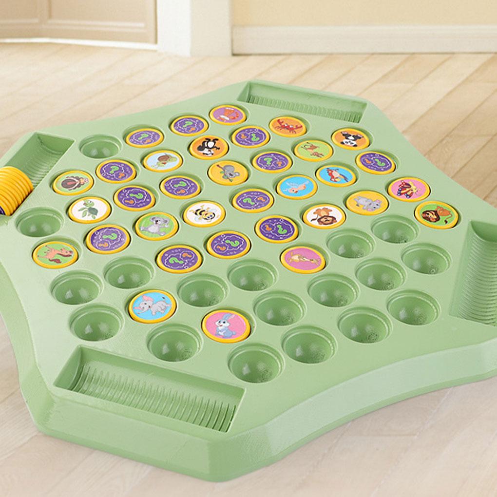 Scacchi a ribalta per la memoria Apprendimento attraverso scacchi a ribalta con animali e frutta Gioco di memoria per appuntamenti di gioco prescolari Migliorare le capacità cognitive giocando con animali