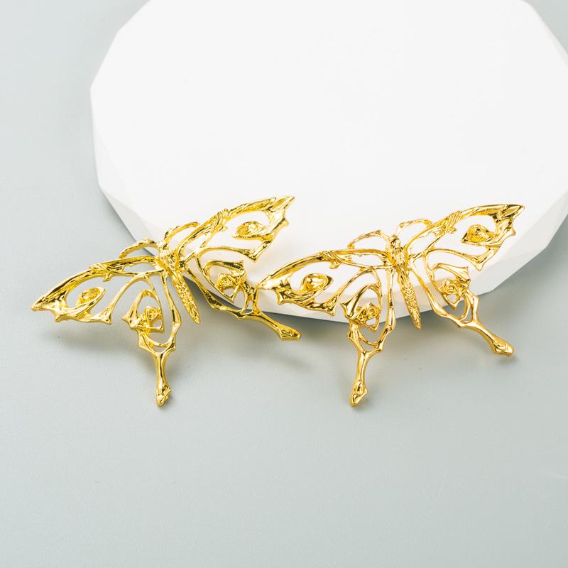 Japanese & Korean Inspired Butterfly Alloy Electroplated Stud Earrings – Trendy, Retro, High-Quality Design