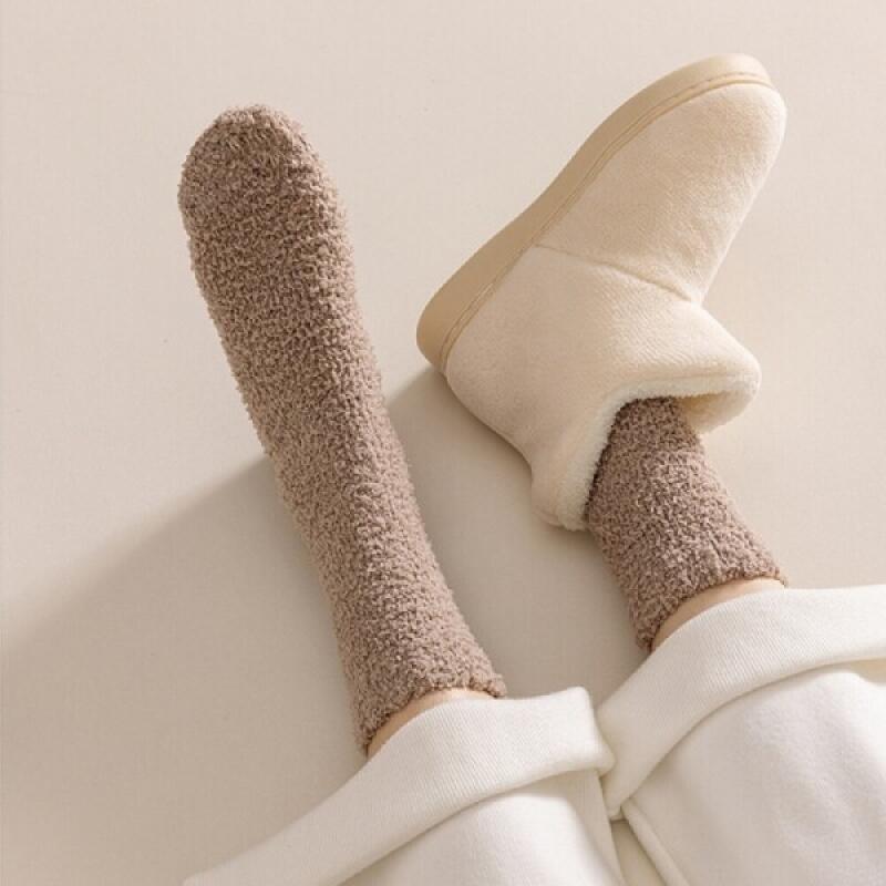 4-piece set of sleep socks: non-compressive winter socks for warmth and protection