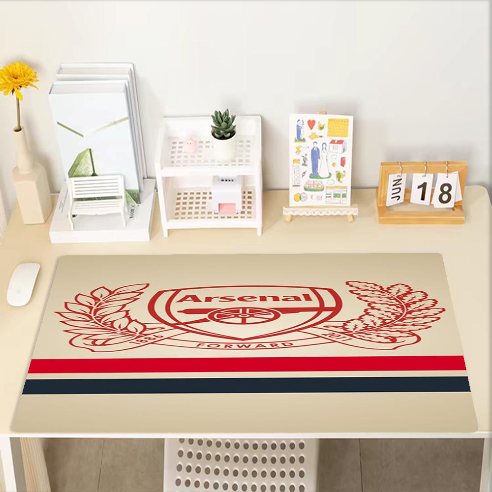 Arsenal Football Club Theme Mouse Pad, Non Slip Rubber Base, Multifunctional Office & Home Decor, Perfect for Workspace Personalization.