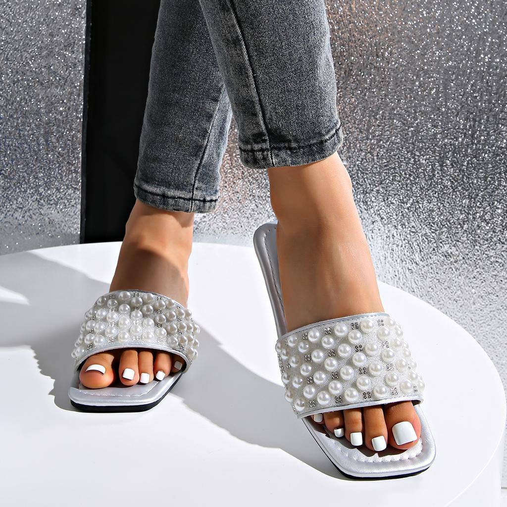 Fashion Summer New Flat Heel Rhinestone Slippers Women Fashion All-match Rhinestones Sandals Outdoor Beach Slides Slippers