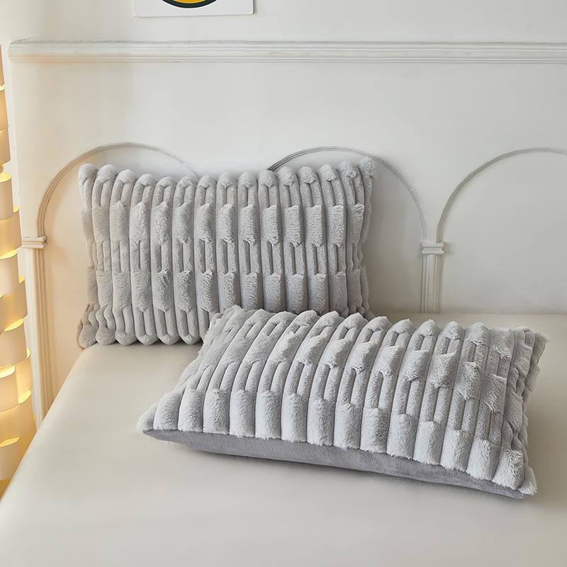 Langer Kissenbezug aus Plüsch-Kunstkaninchenfell – Doppelter Kissenbezug aus Milchsamt-Fleece