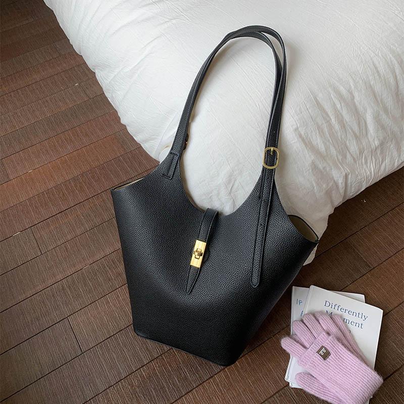 Large Capacity Bag Women's 2025 New Summer Women's Shoulder Underarm Mother Bag Portable Work Commuter Tote Bag