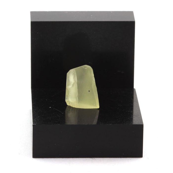 Pierres et Minéraux. Spodumene Hiddenite. 4.19 ct. Konar Province, Afghanistan.