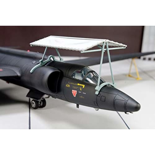 AFV Club 1/48 Taiwan Air Force U-2C Dragon Lady High-Altitude Reconnaissance Aircraft, Early and Late Models, Plastic Model Kit AR48114
