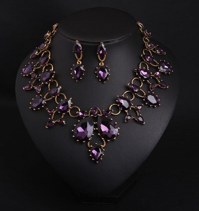 Colier Claviculă Retro European-American cu Gemă de Cristal pentru Femei