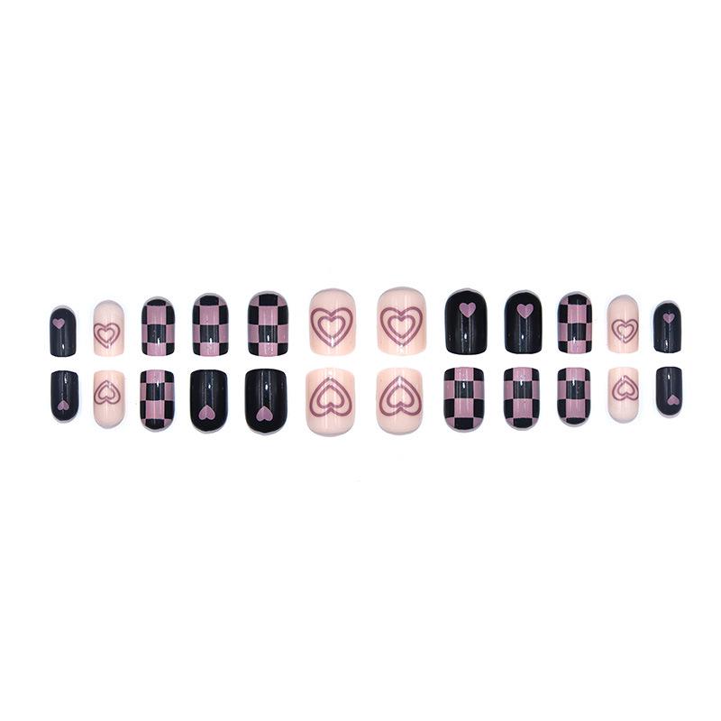 Sweet Spicy Girl Press-On Nails: Black & Pink Heart Patchwork