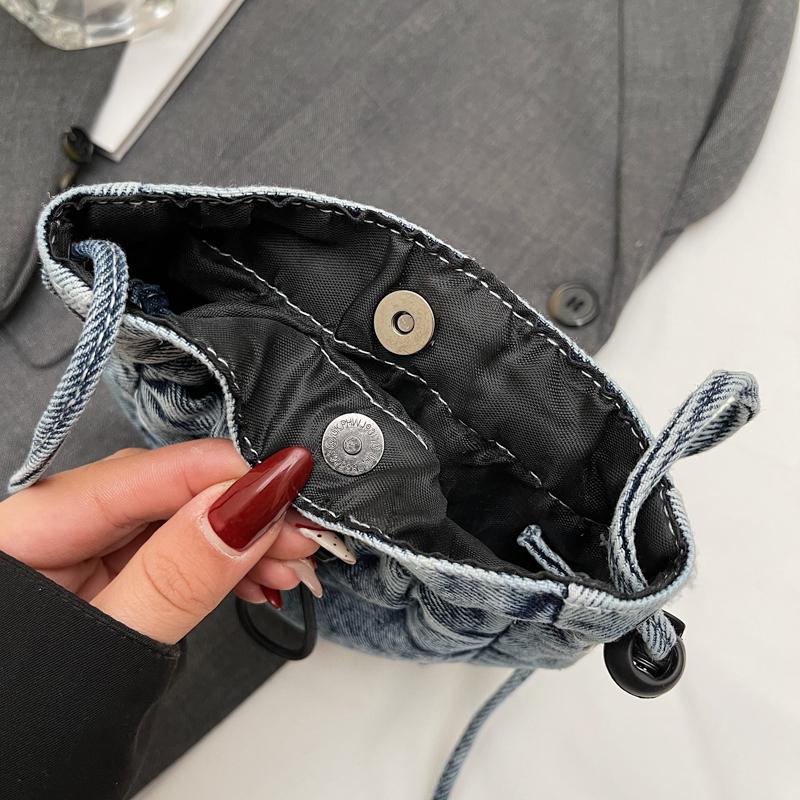 Lightweight Mobile Phone Bag Women's Denim Crossbody Bag Travel Coin Purse