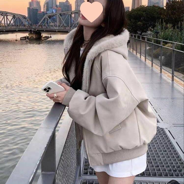 Unisex American Style Shearling Lined Snow Leopard Winter Jacket with Hood