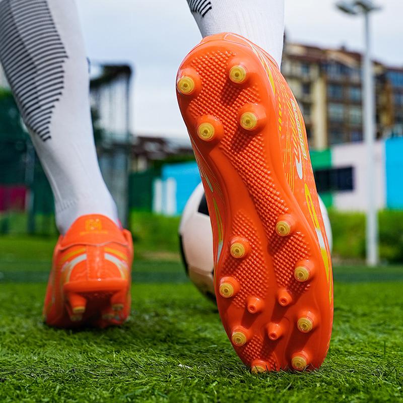 31-44  Football Shoes Shock Absorption Anti-skid and Wear-resistant Long Spike Outdoor Sports Training Football Shoes