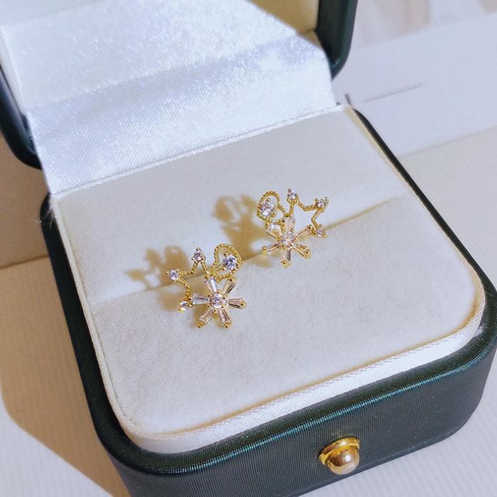 Ear Clips Without Ear Piercings Women'S Earrings Simple And Fresh Flower Earrings Temperament Summer Stud Earrings