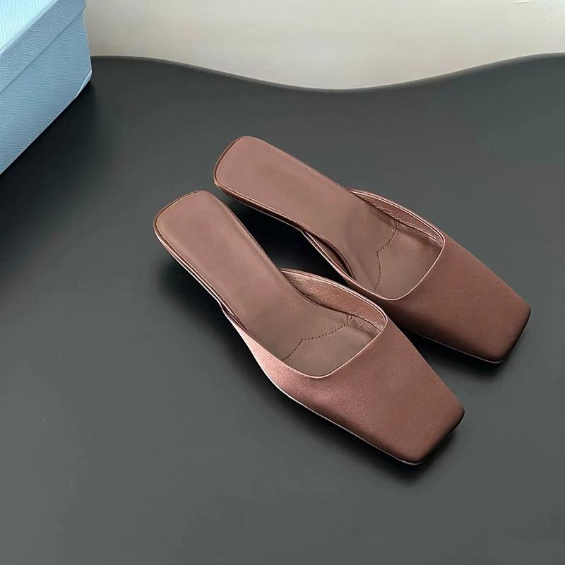2025 summer new grape mother bath mood~ French square head light mouth satin triangle and muller sandals