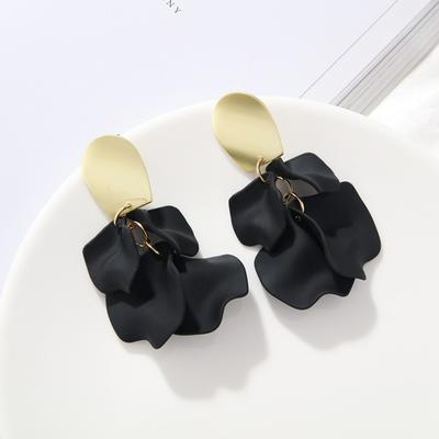 1 Pair Retro Rose Petal Drop Earrings Long Style Exaggerated Dangle Earrings Bright Color Earrings Jewelry Accessories