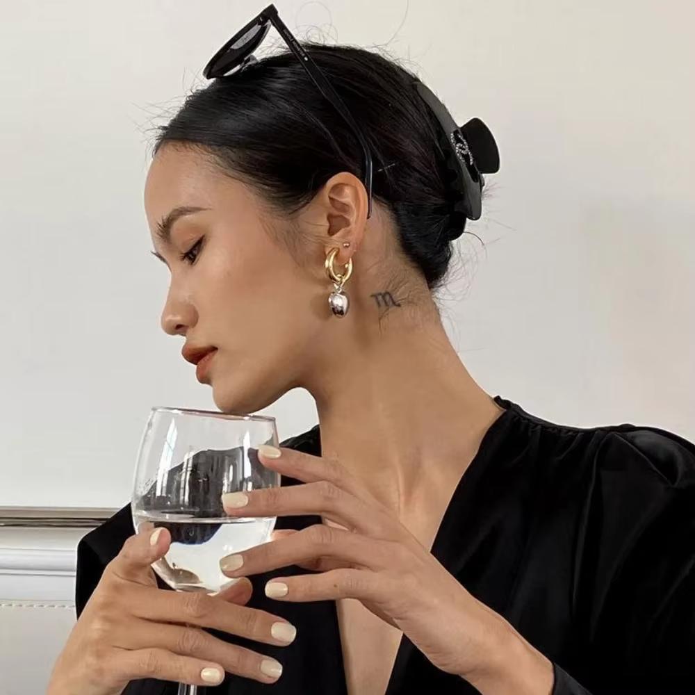 New Arrival Irregularity Baroque Pearl Dangle Earrings for Women Korea Fashion Gold Hoop Earrings Luxury Jewelry Gifts