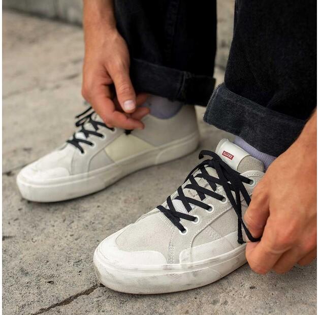 Globe Surplus Sneakers