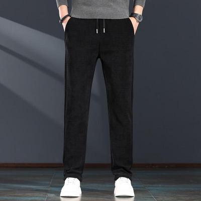 Unterteile – Hosen & Kniehosen