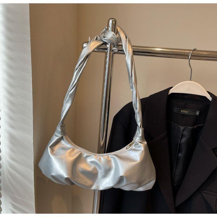 Simple New Fashion Sweet Commute Korean Version Casual Pleated Clouds Solid Color Single Shoulder Portable Underarm Bag Women