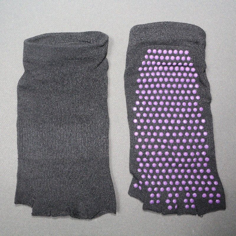 

Japan fashion Women Low-Top Non-Slip Yoga Toe-Leaking Toe Socks Toe Socks Polyester Cotton Indoor Dancing Spring Summer Women s Black