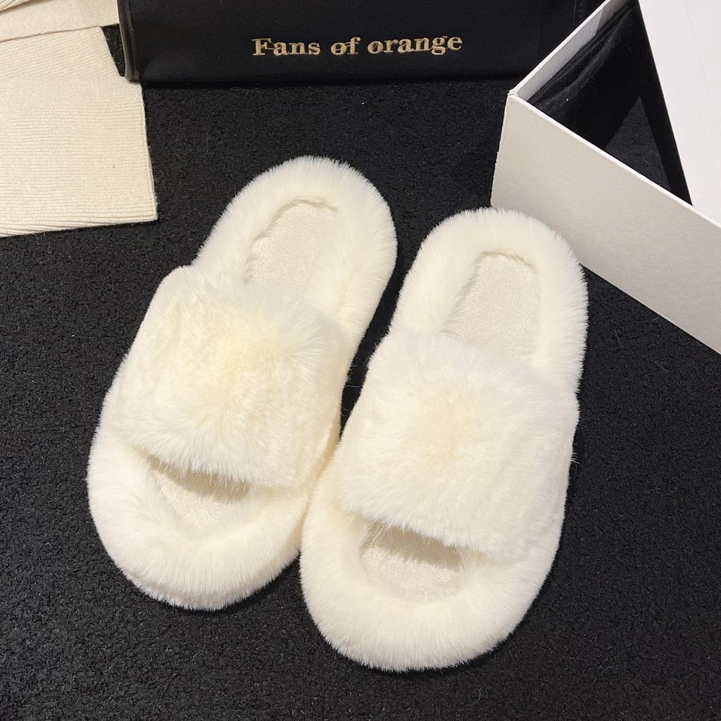 Large Size Fluffy Slippers Women's Fashion and Versatile 2025 Winter New One-word Warm Indoor Cotton Slippers