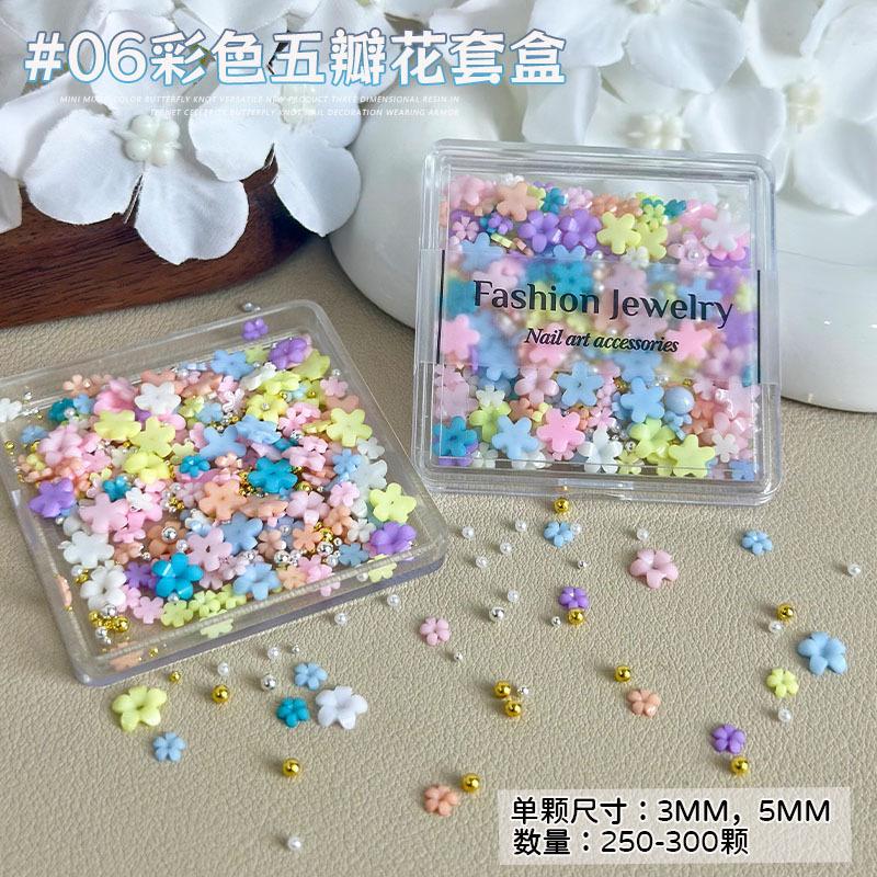 1 Schachtel Mix Bunte Blume Nail Art Nagelanhänger Perle Stahlkugel Dekoration Harzzubehör Nail Art DIY