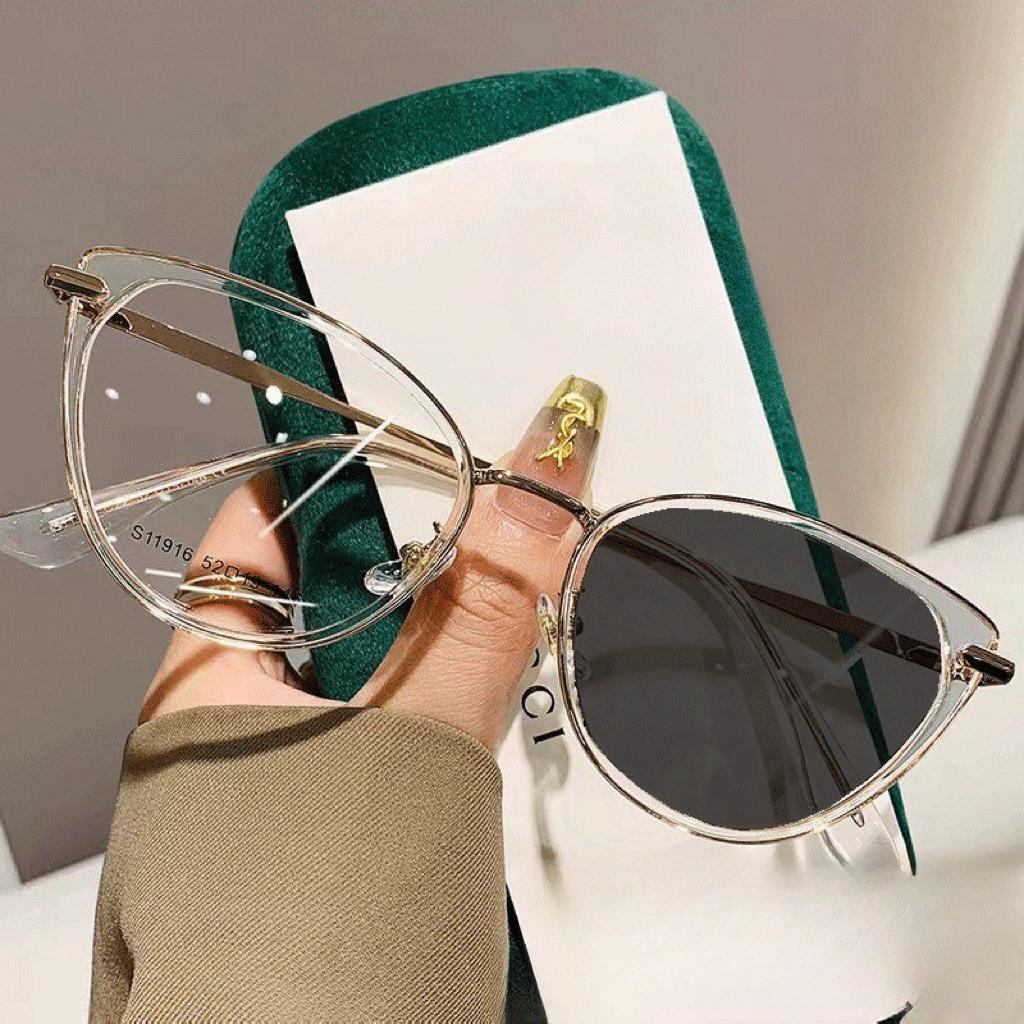 

Cat Eyes Anti Blue Color Changing Glasses 2 In 1 Unisex Outdoor Photochromic Glasses For Women Color Changing Computer Glasses