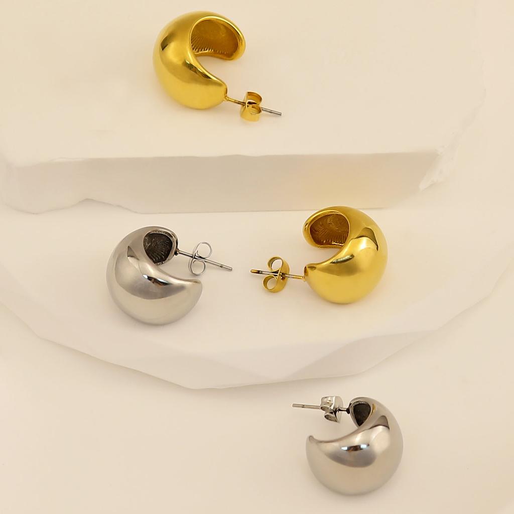 Mode Retro Kugelförmige Edelstahl Ohrringe C-Typ Hohl Titanstahl Wind Ohrringe
