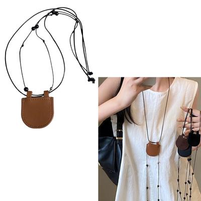 Halskette mit Anhänger im Retro-Stil zum Aufhängen an der Halstasche aus Leder für Kopfhörer und Münzen, tragbar und robust