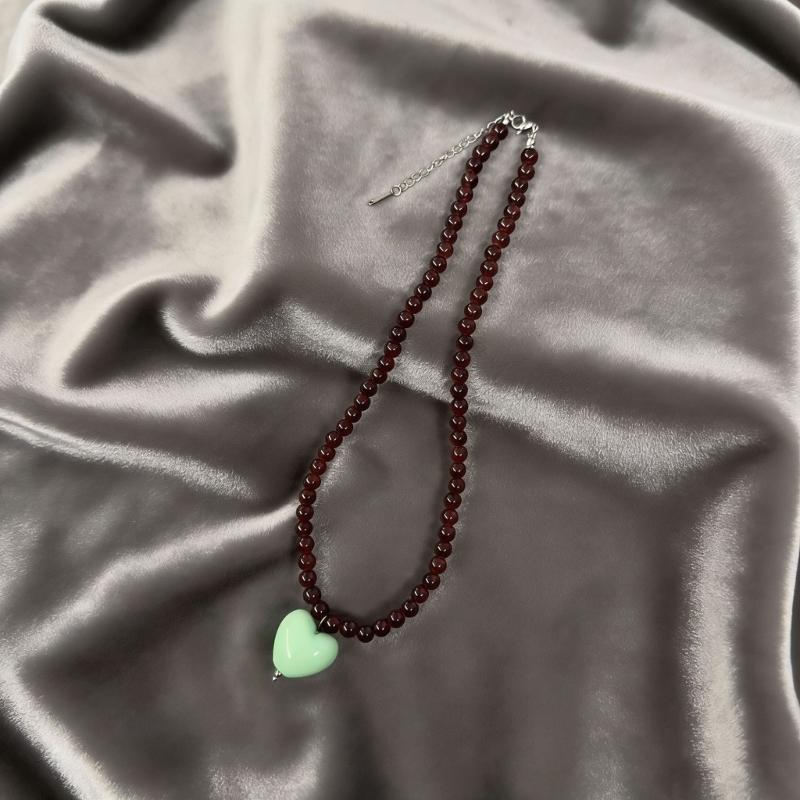 Adorable Heart Shaped Pendant Necklace Beaded Clavicle Chain With 6mm Glass Beads Ideal For Casual Or Party