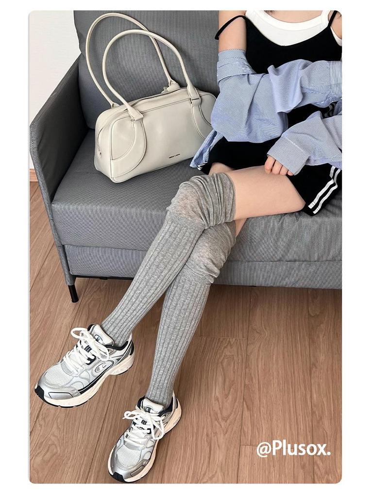 Lazy Style Over-the-Knee Women's Socks: Autumn/Winter White & Grey Scrunch, Thigh-High, Calf Boot Socks, Cotton, Japanese JK Style.