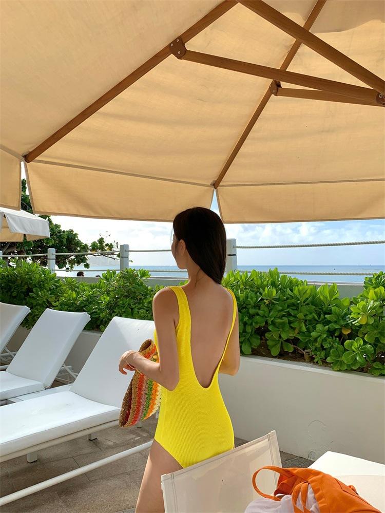 Fluorescent Yellow Texture, Sea Wave Pattern, Eye-catching European and American Style One-piece Swimsuit, Women's Summer Outer Wear Vacation Swimsuit