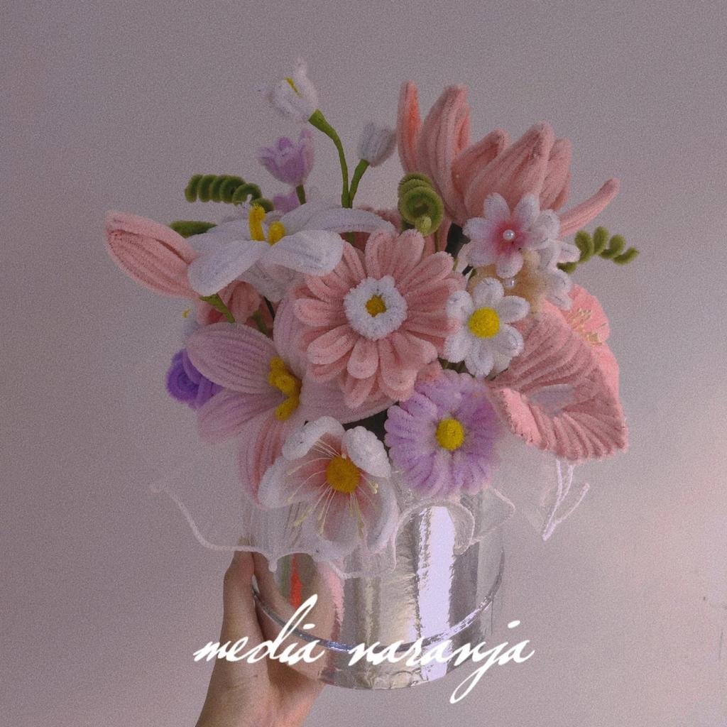 Handmade Pipe Cleaner Rose Bucket Bouquet - DIY Kit & Finished Product for Girlfriends & Best Friends