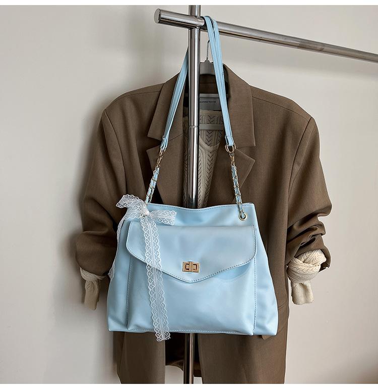 Women's Retro Commuter Shoulder Bag 2025 Winter New Large Capacity Out Messenger Bag Chain Bag Tote Bag Women