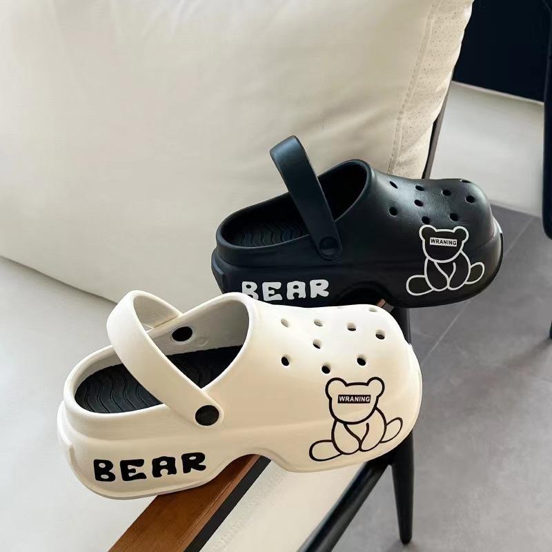 New thick-soled hole shoes women's summer outer wear bag head printing cartoon beach stepping on shit high-heeled cool slippers