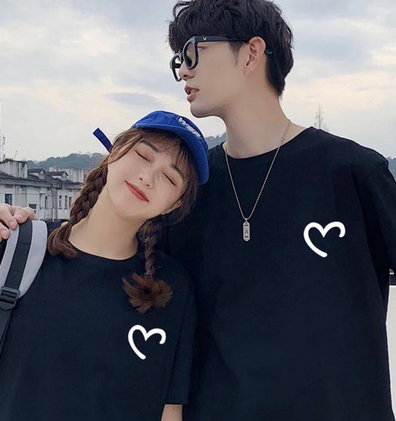 2023 Trendy Unisex Cotton T-Shirt with Heart Design - Short Sleeve, Loose Fit, Stylish Couples' Wear