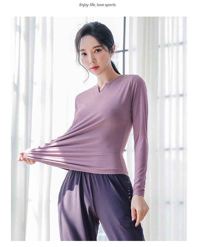 Women's Plus Size Quick-Dry Long Sleeve Sportswear for Running, Yoga, and Pilates.