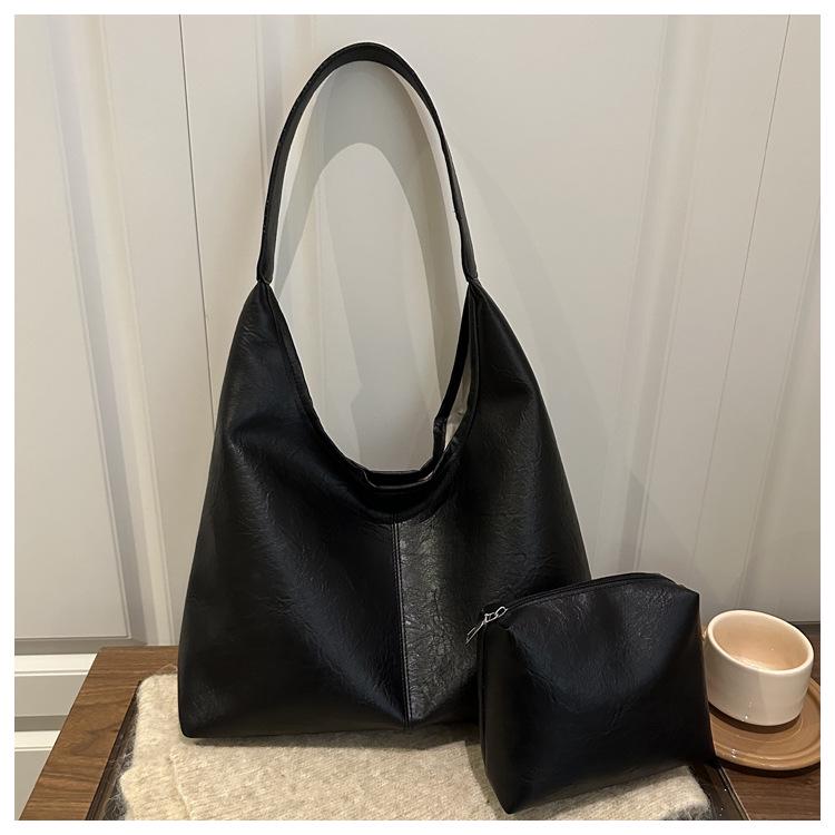2026 Retro Korean-Style Large Capacity Shoulder Tote Bag for Women - Autumn Fashion