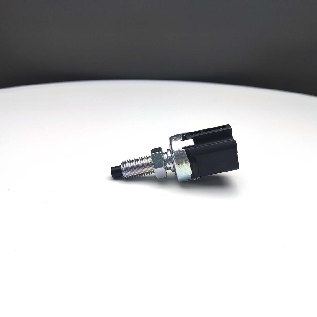 Clutch Switch for Geely Emgrand EC715/18, Gleagle Vision GC7, Englon SC7 & More Models