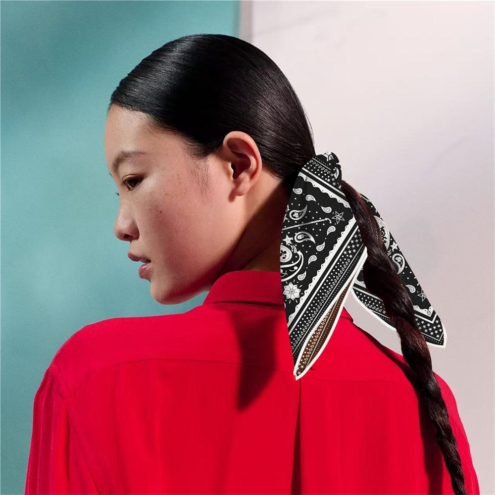 New Hand Rolled Twill Silk Scarf Women Fashion Double Side Printed Square Scarves Wraps Echarpes Foulards Femme Hijab 53CM