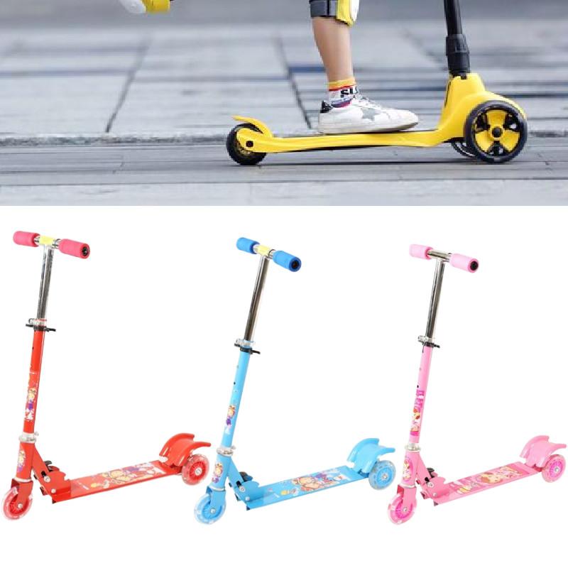Kids Iron Three Wheel Scooter With Flashing Illumination And Compact Folding