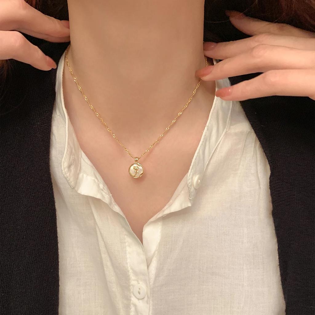 New Irregular Round Shell Metal Rose Pendant Stainless Steel Necklace For Women's Sexy Neck Chain Party Luxury Jewelry