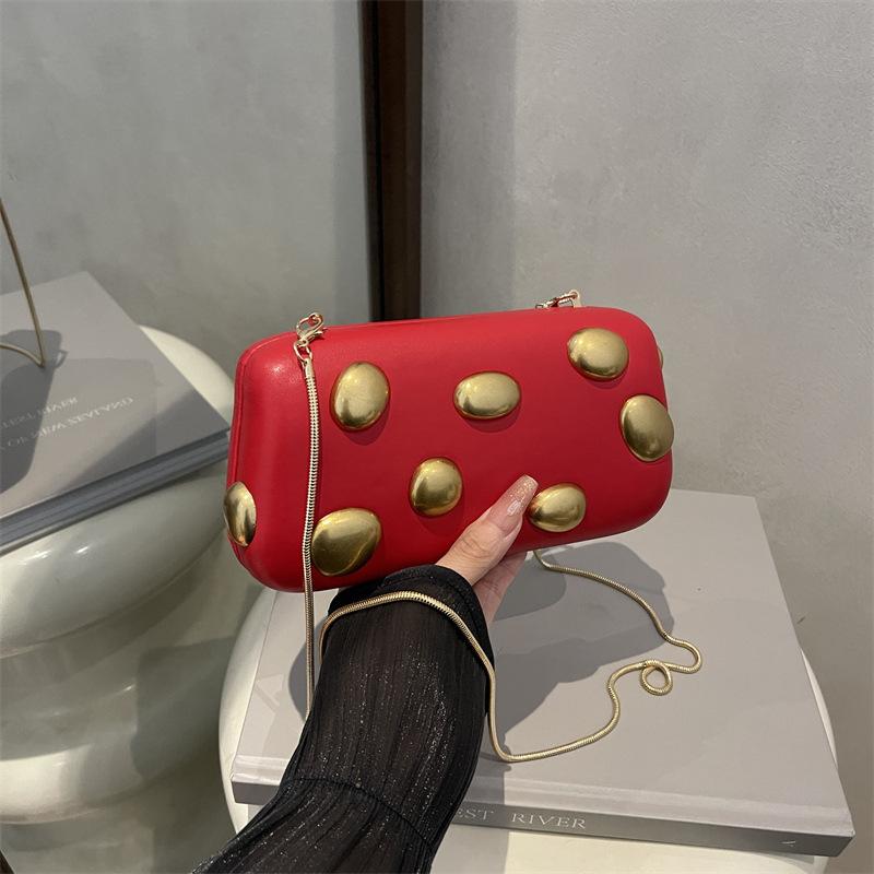 Retro Underarm Bag for Women Rivet Decor Design Autumn Winter Versatile Texture Phone Bag Fashion One Shoulder Crossbody Bag