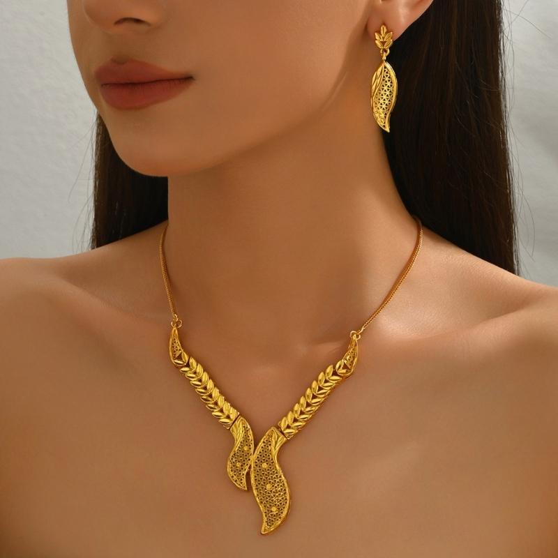 Elegant Hollow Out Leaf Design Alloy Necklace And Earrings Set Hollow Metal Leaf Jewelry For Formal Event Daily Wear