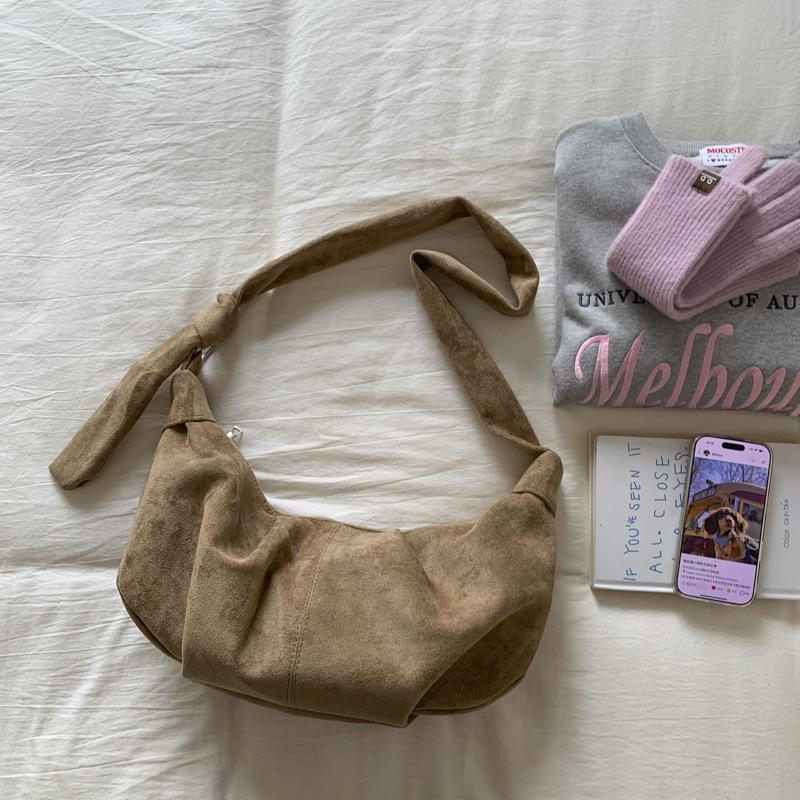 Retro Large-capacity Bag Women 2025 New Casual Fashion Dumpling Bag Texture Niche Versatile Messenger Bag