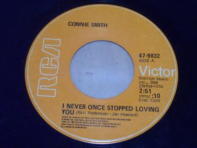 7inch Record CONNIE SMITH - I Never Once Stopped Loving You / T 479832 RCA Victor 1970 Canada Folk Used