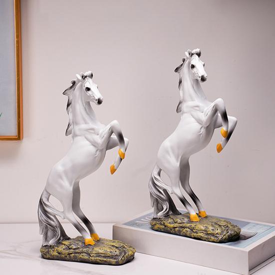 Success Horse Ornament Artistic Good Luck Horse Figurine Resin Modern Horse Statue for Home TV Stand Desk Wine Cabinet Decoration